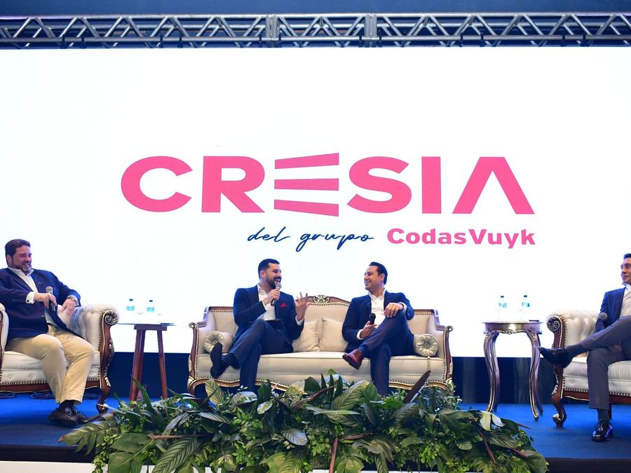 Painel da Cresia num encontro do setor